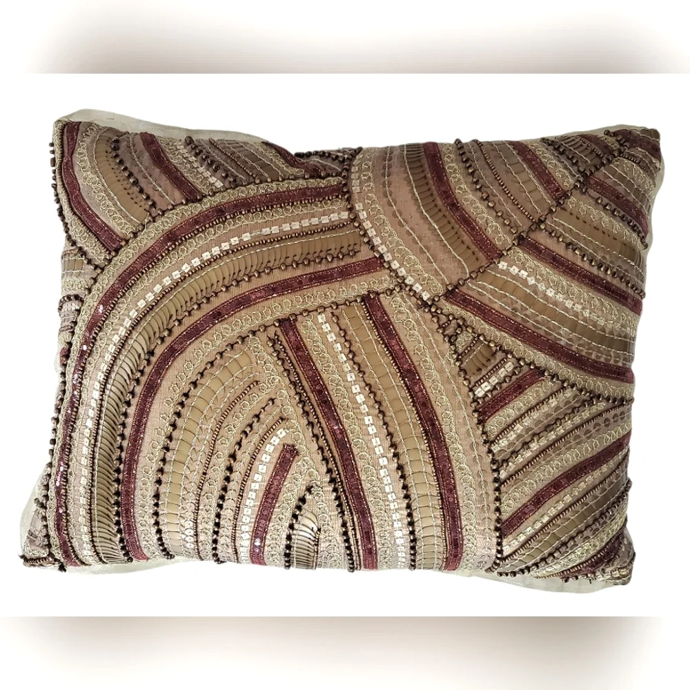 PIER 1 Decorative Pillow Beads, Maroon Sequins, Silky Fabric‎ 12